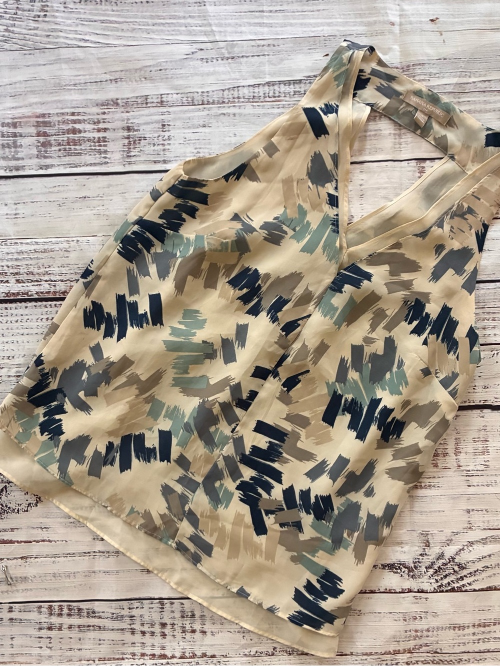 Banana Republic Vintage Brushstroke Print Sleeveless Camisole Beige, Navy & Teal